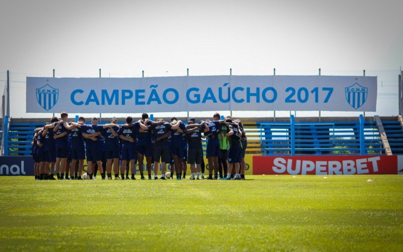 Anilado se prepara para enfrentar o Grêmio em Porto Alegre | abc+