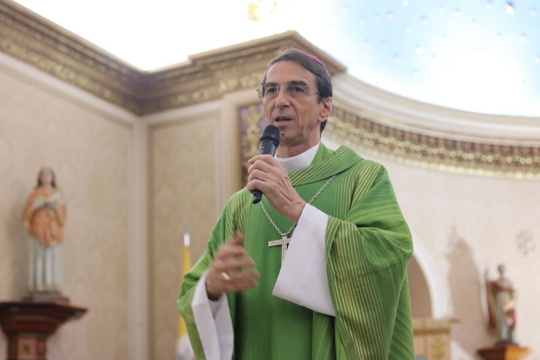 Novo Papa é eleito: Dom João Francisco Salm celebra escolha e destaca compromisso com a doutrina social da Igreja