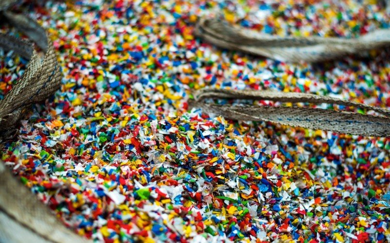 Microplásticos estão em todo lugar e cientistas tentam desvendar riscos para clima e saúde | abc+