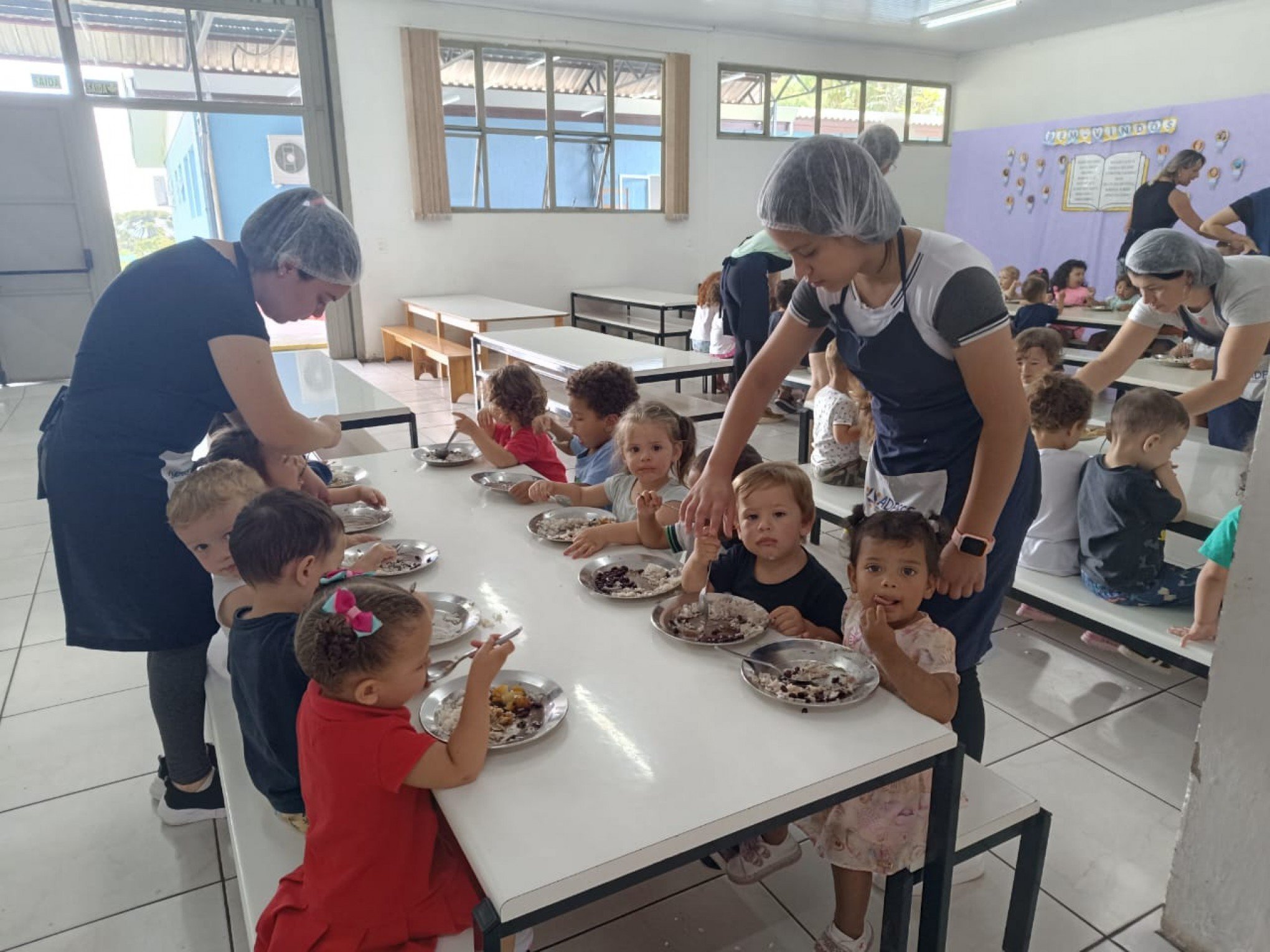 Mais de 2 mil crianças retornam para salas de aula da educação infantil em Canela