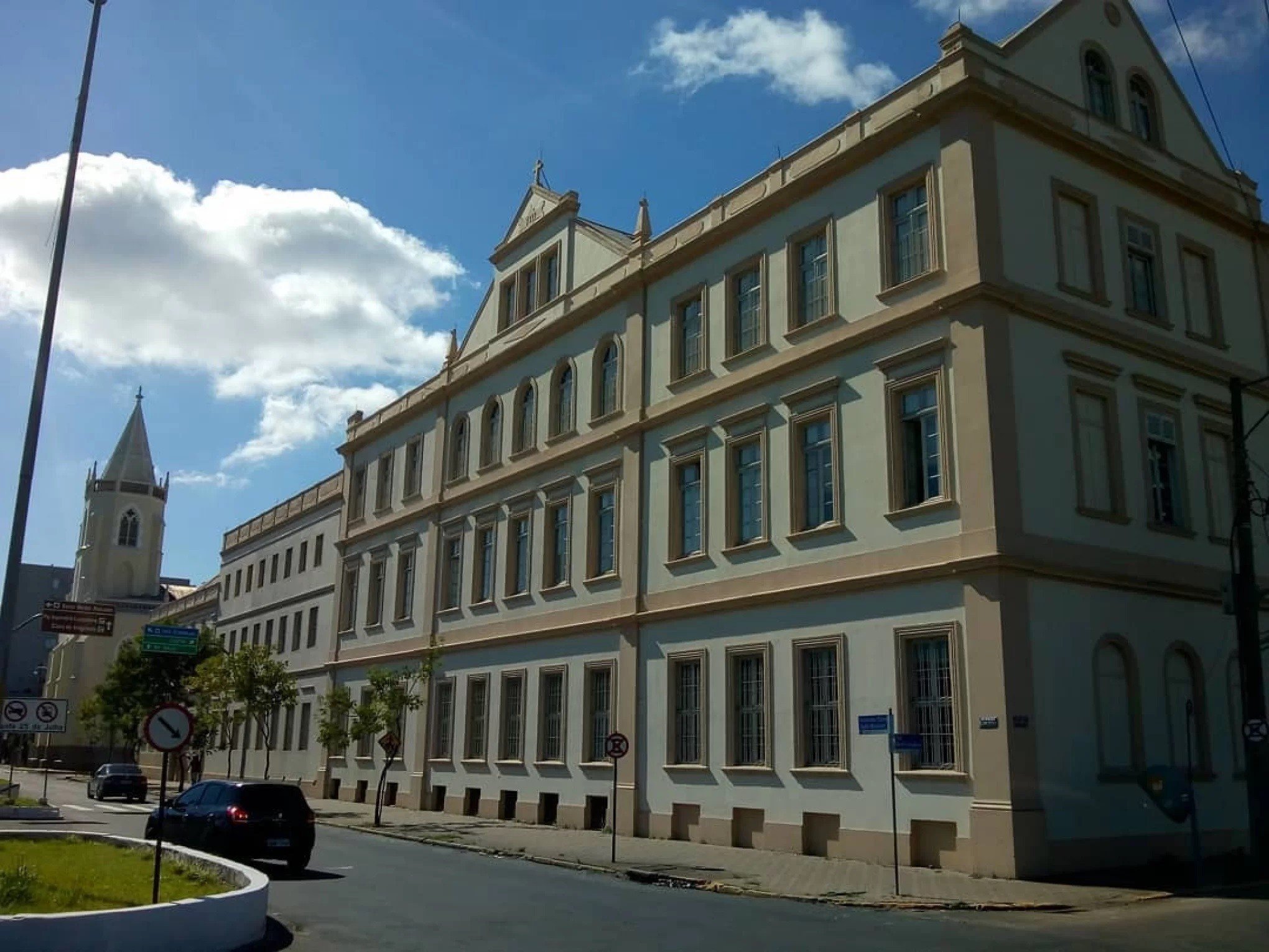 Antiga sede da Unisinos pode ser o novo endereço da Câmara de Vereadores
