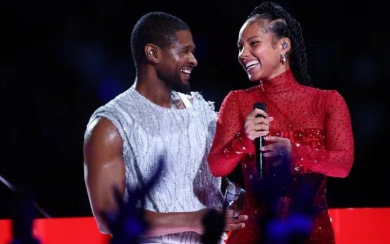 Usher e Alicia Keys no intervalo do Super Bowl | abc+