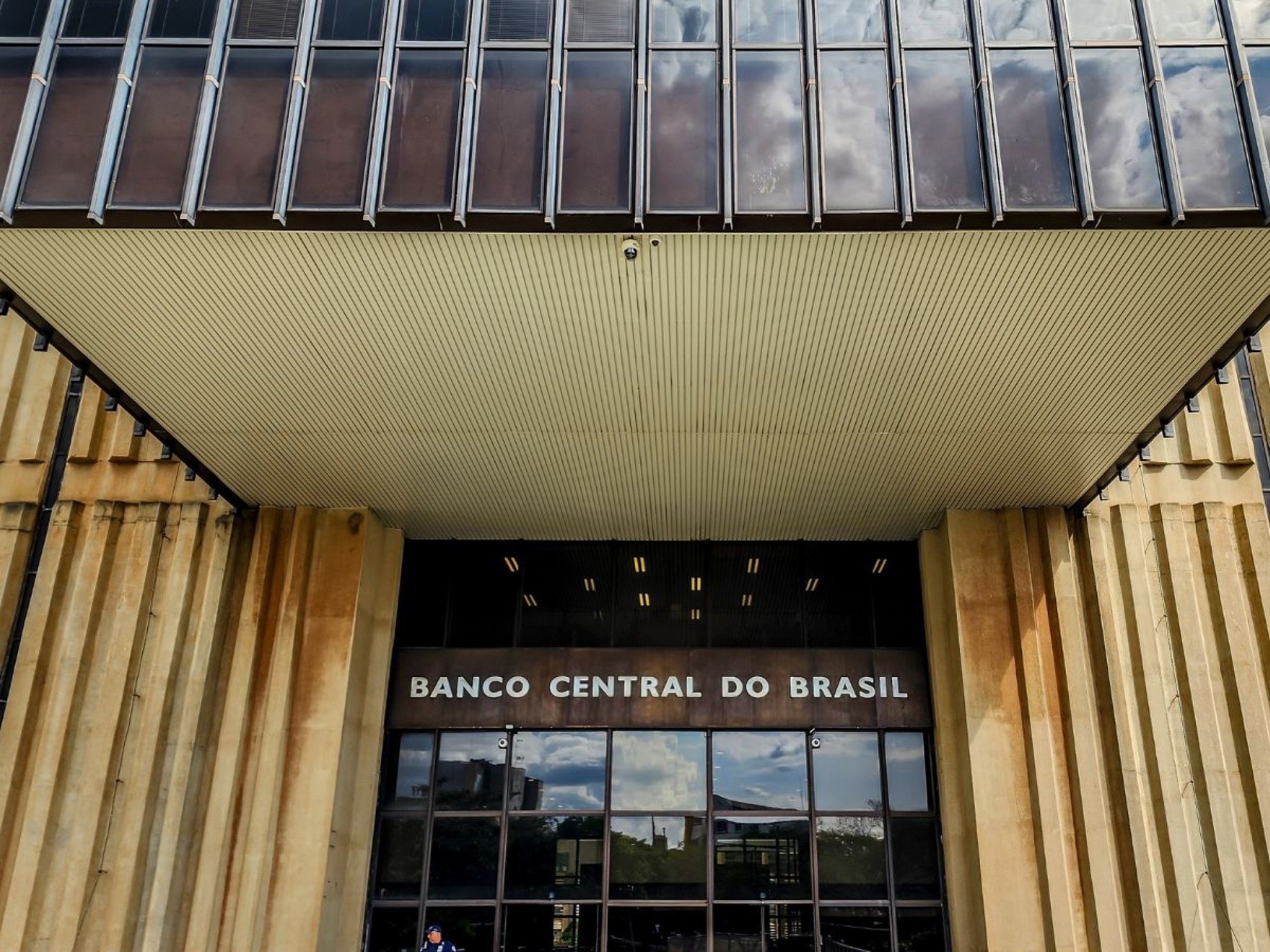 CONCURSO PÚBLICO: Banco Central tem vagas com salário inicial de R$ 20 mil; provas serão aplicadas em todas as capitais do Brasil