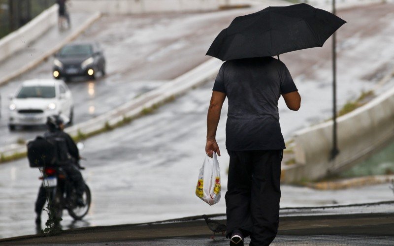 PREVISÃO DO TEMPO: Ciclone ainda traz instabilidade para o RS nesta sexta-feira; saiba como será o fim de semana | abc+