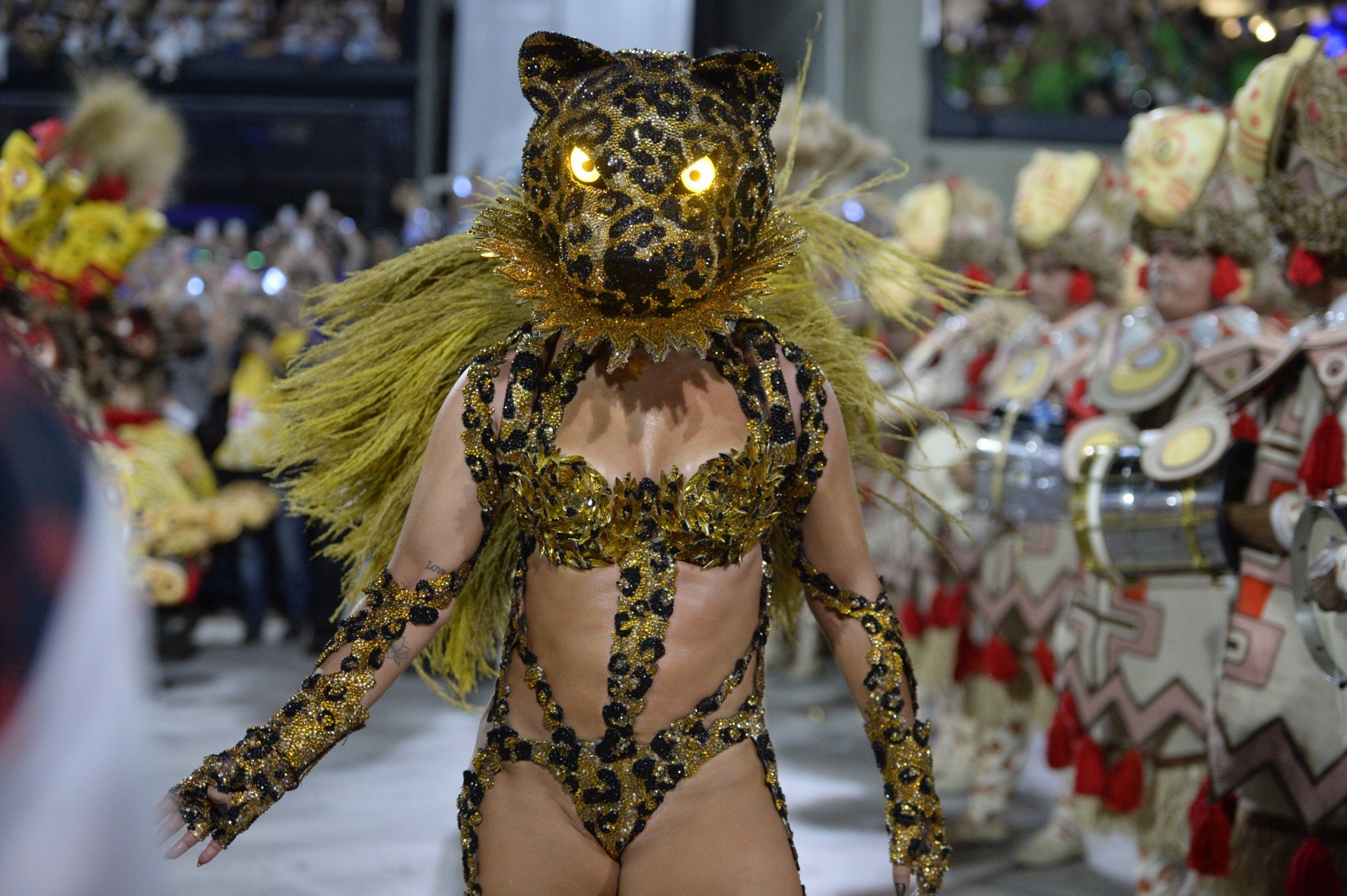 CARNAVAL: Entenda como funciona a fantasia de onça de Paolla Oliveira que deu o que falar nas redes sociais