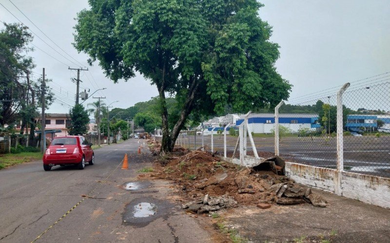 Calçadas junto à Fenac, na Rua Araxá, passam por mudanças | abc+