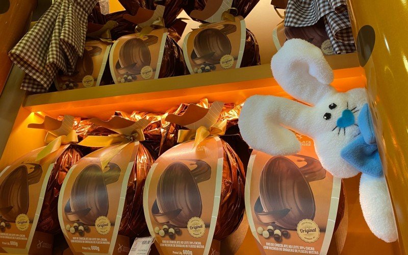 ProduÃ§Ã£o de ovos de chocolate para a PÃ¡scoa 2024 em Gramado