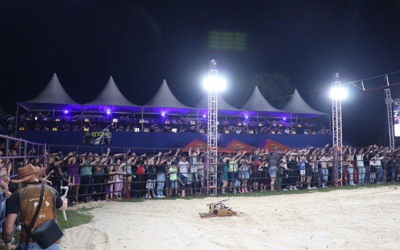 Abertura do 11Âº EstÃ¢ncia Rodeio Show