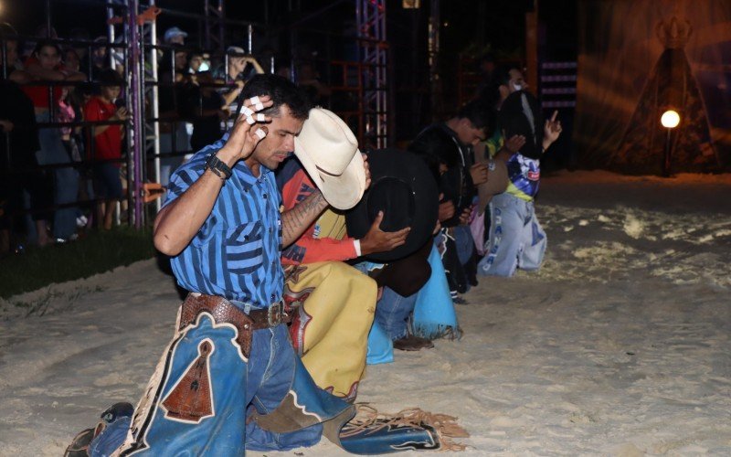 Abertura do 11Âº EstÃ¢ncia Rodeio Show