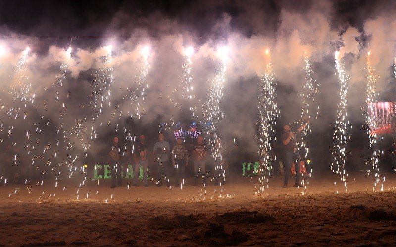 Abertura do 11Âº EstÃ¢ncia Rodeio Show