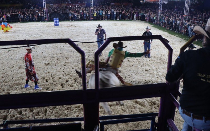 Abertura do 11Âº EstÃ¢ncia Rodeio Show