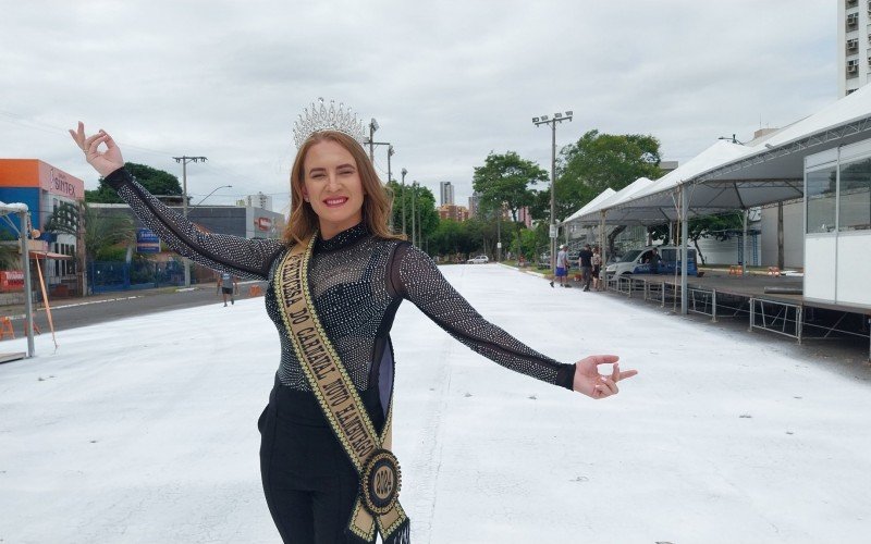 Isis Bragança da corte do carnaval de Novo Hamburgo 2024 | abc+