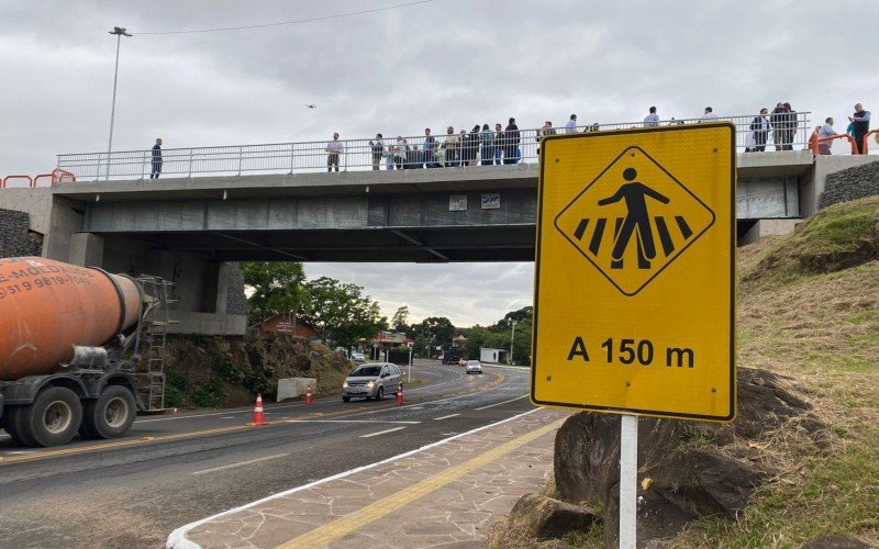 Viaduto da RS-115 foi inaugurado pelo governador do Estado, em Gramado