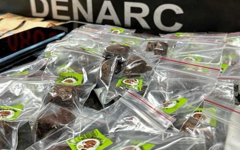 Brownies recheados de maconha foram apreendidos na tarde do último sábado (17)