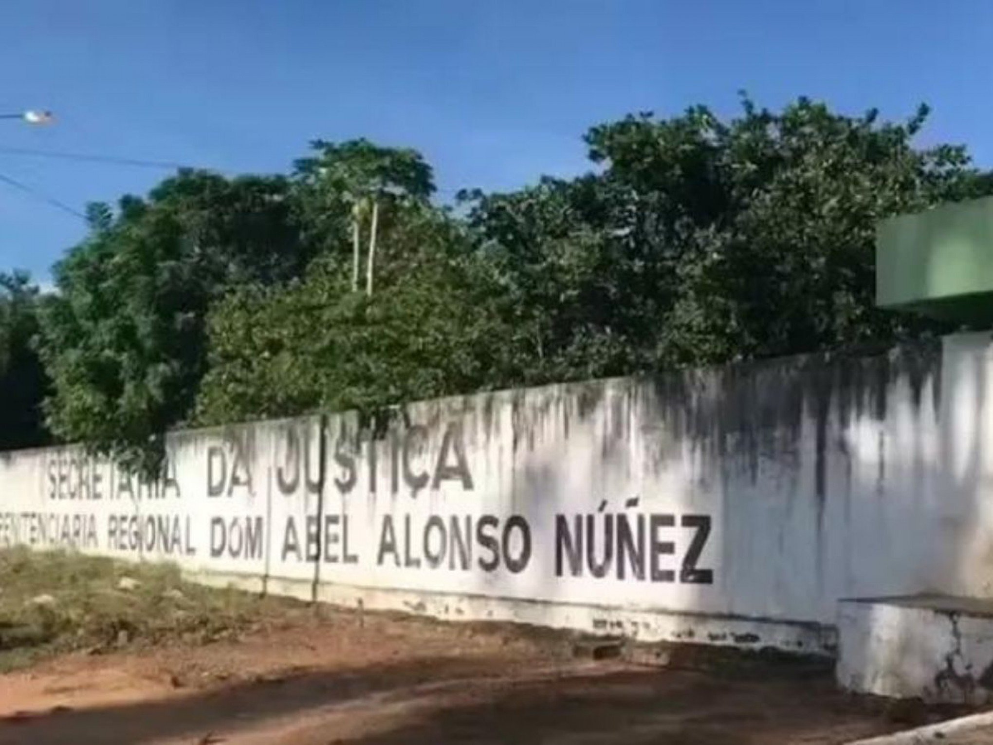 Dezessete detentos fogem de penitenciária no Piauí