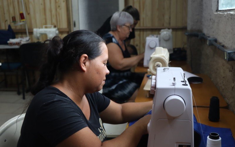 Curso de corte e costura fornecido pela Paróquia Nossa Senhora Aparecida | abc+