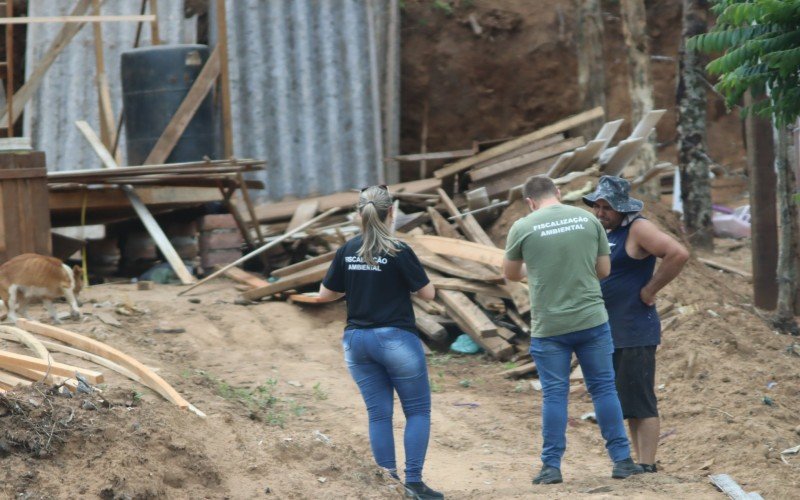 Agentes da Secretaria de Meio Ambiente notificaram o responsável pelo local | abc+