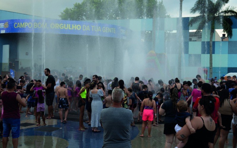 Folia de Verão foi de muita diversão em Campo Bom