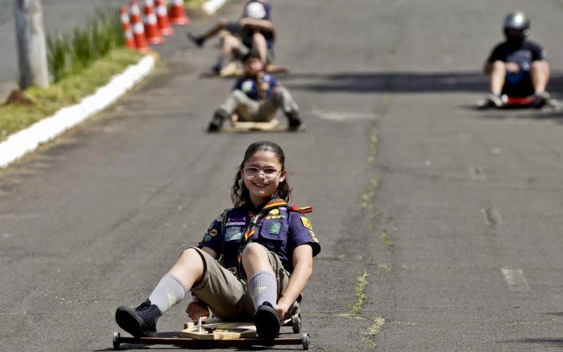 Festival de carrinhos voltam a descer a lomba na tarde de domingo (3) em Canoas