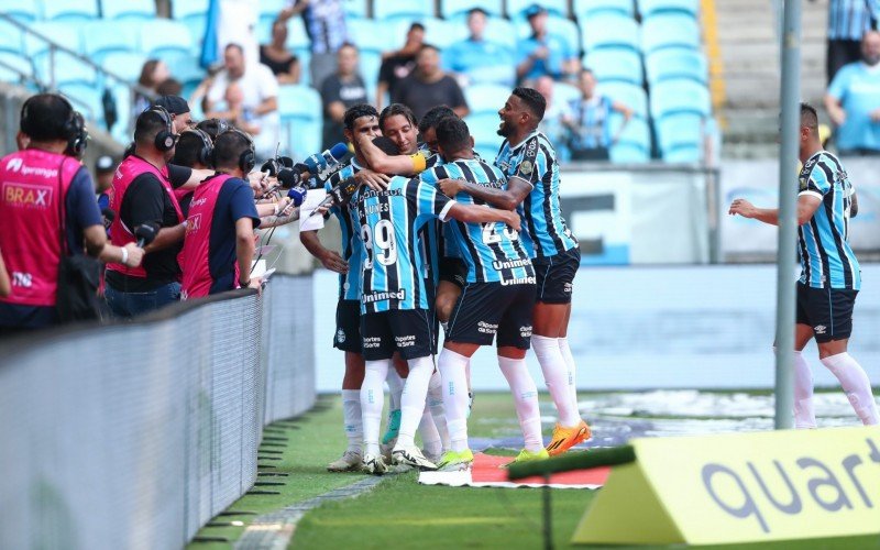 Geromel marcou o segundo na goleada tricolor | abc+