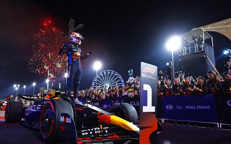 Verstappen liderou a corrida inteira e confirma o favoritismo para o ano na primeira corrida da temporada | abc+