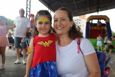 Quem aproveitou a festa foi a pequena Martina Krewer, 4 anos, que, segundo a mãe, Maria Rita Krewer, 39, estava ansiosa para participar | abc+