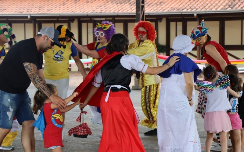 Carnaval Infantil em EstÃ¢ncia Velha finaliza programaÃ§Ã£o da festa