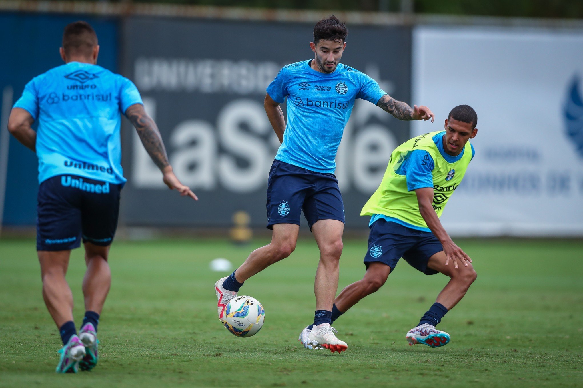 Grêmio começa semana de olho no Xavante