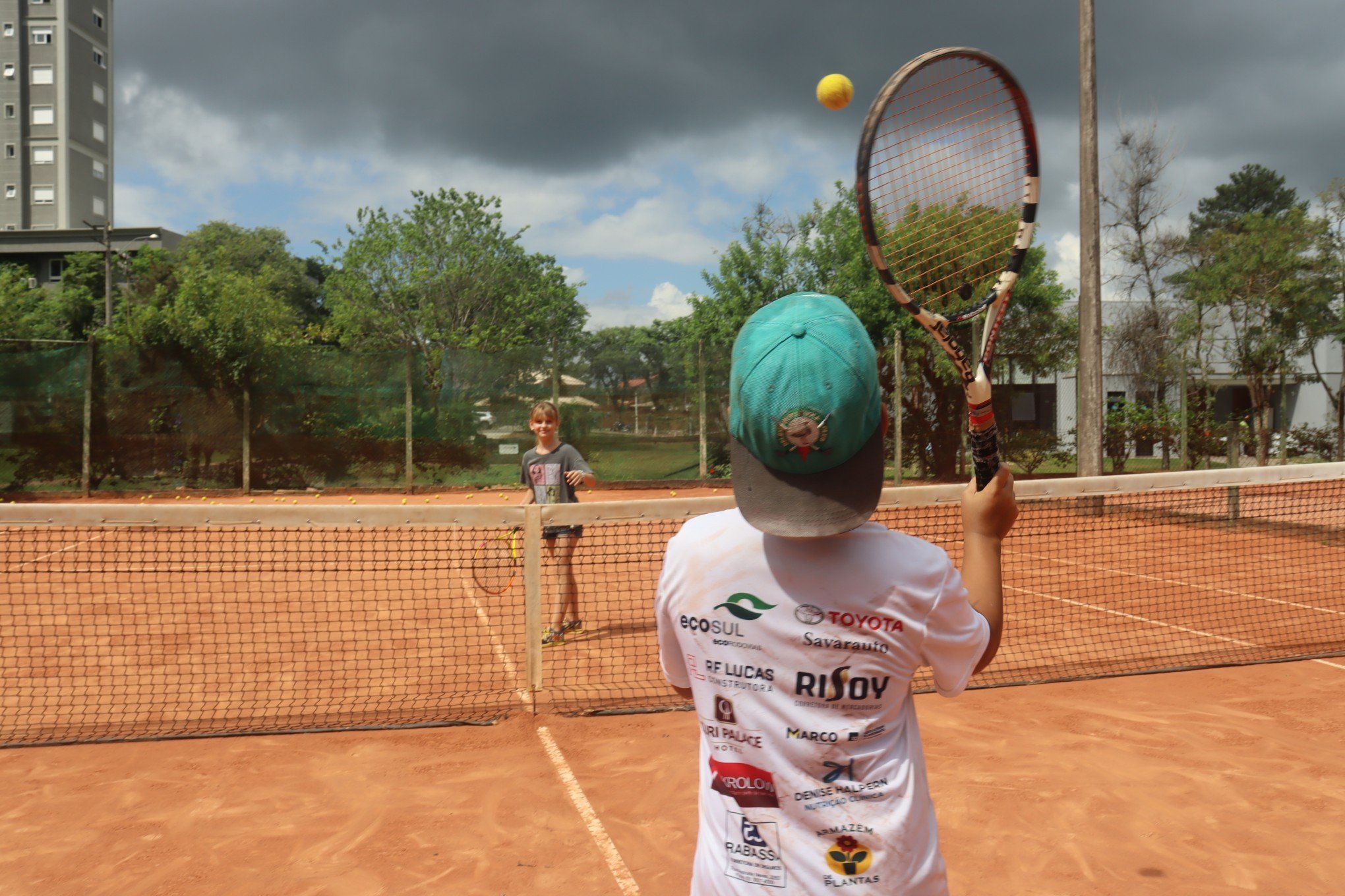 Projeto Boleiros no SÃ£o Leopoldo TÃªnis Clube - turma da prÃ©-equipe, Manuela e Arthur