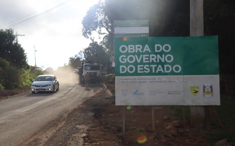 PavimentaÃ§Ã£o segue atÃ© o limite com Gramado