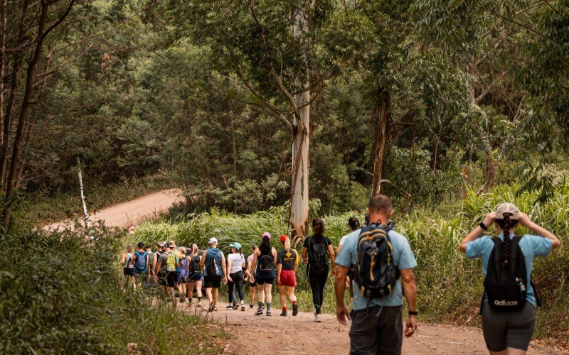 Caminhada de 13 quilômetros visita cervejarias da região