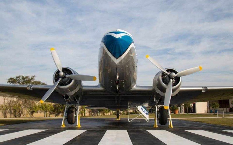 Um dos primeiros DC-3 fabricados, ainda nos anos 1930, pode ser visitado em Porto Alegre | abc+