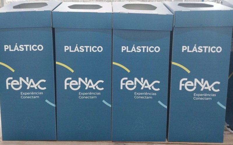 Lixeiras produzidas pela Ambiente Verde para a Fimec 2024 | abc+