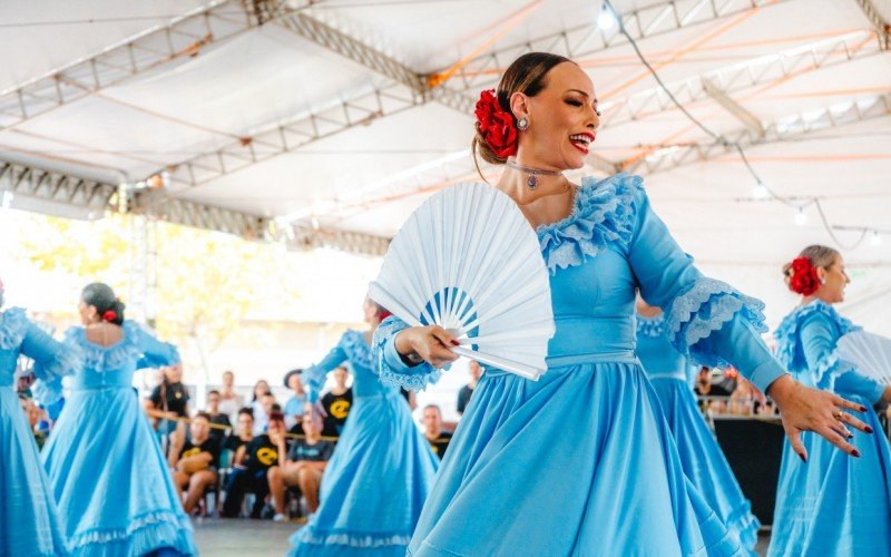 Apresentações artísticas no rodeio de Campo Bom  | abc+