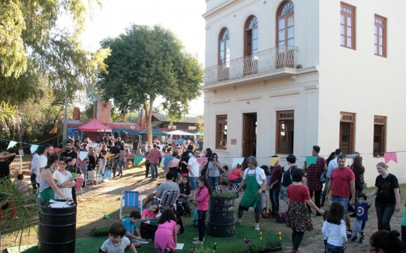 Sarau ocorre tradicionalmente no Museu do Rio, no bairro Rio dos Sinos