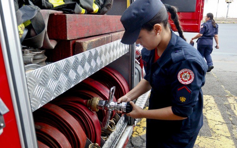 Há muito trabalho para o Corpo de Bombeiros em Canoas