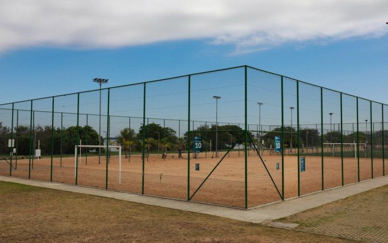 Quadras da Orla do Guaíba estão livres de vermes  | abc+