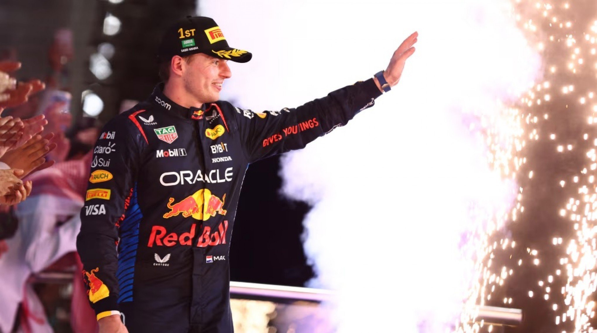 Max Verstappen vence GP da Arábia Saudita e chega a 100 pódios na Fórmula 1
