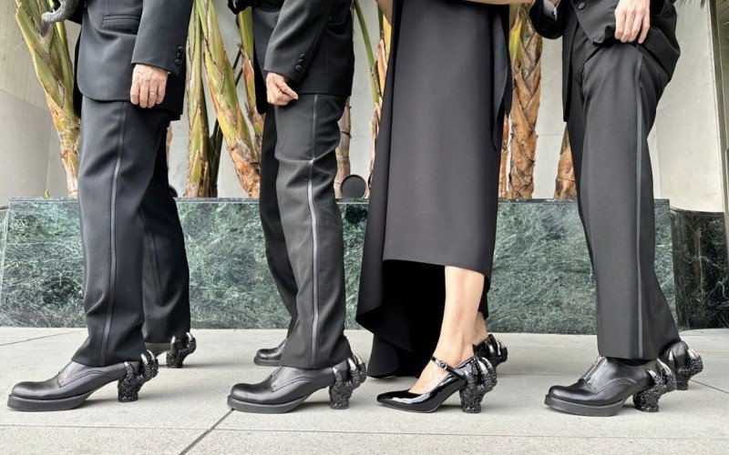 Equipe de Godzilla Minus One (2023) usou sapatos temÃ¡ticos no Oscar 2024