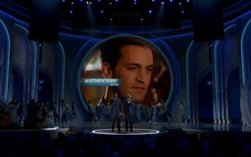 Matthew Perry, intérprete de Chandler Bing em Friends, foi homenageado no in memoriam do Oscar 2024 | abc+
