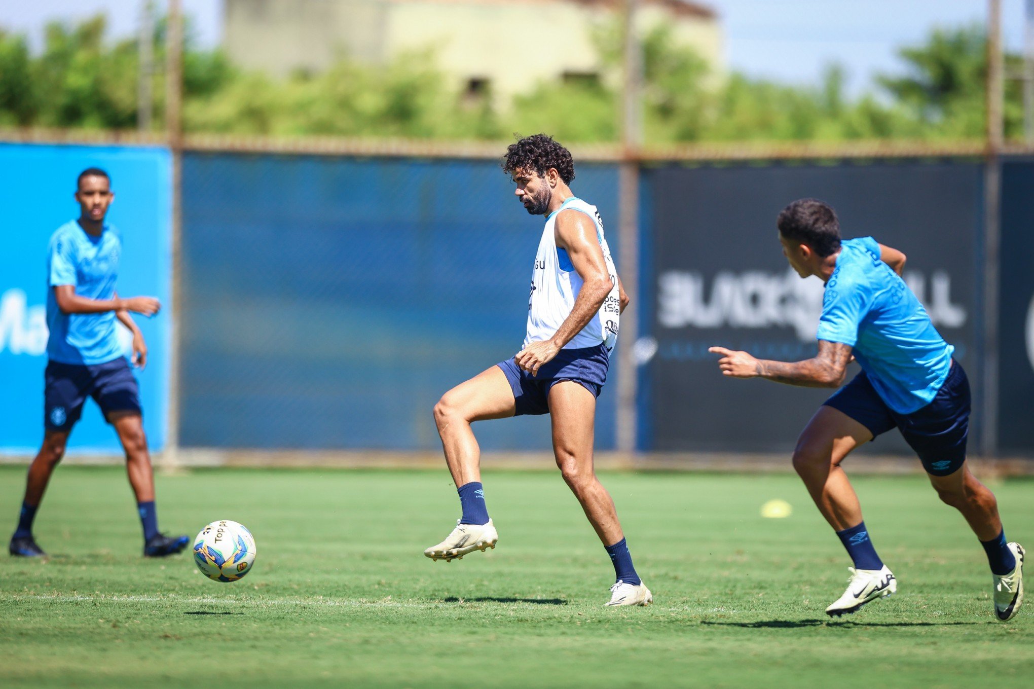 Grêmio inicia treinos para pegar o Caxias pela semifinal do Gauchão