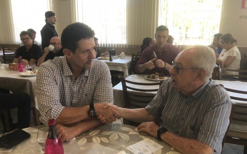 Tratativas de uma possível aliança foram debatidas durante almoço | abc+