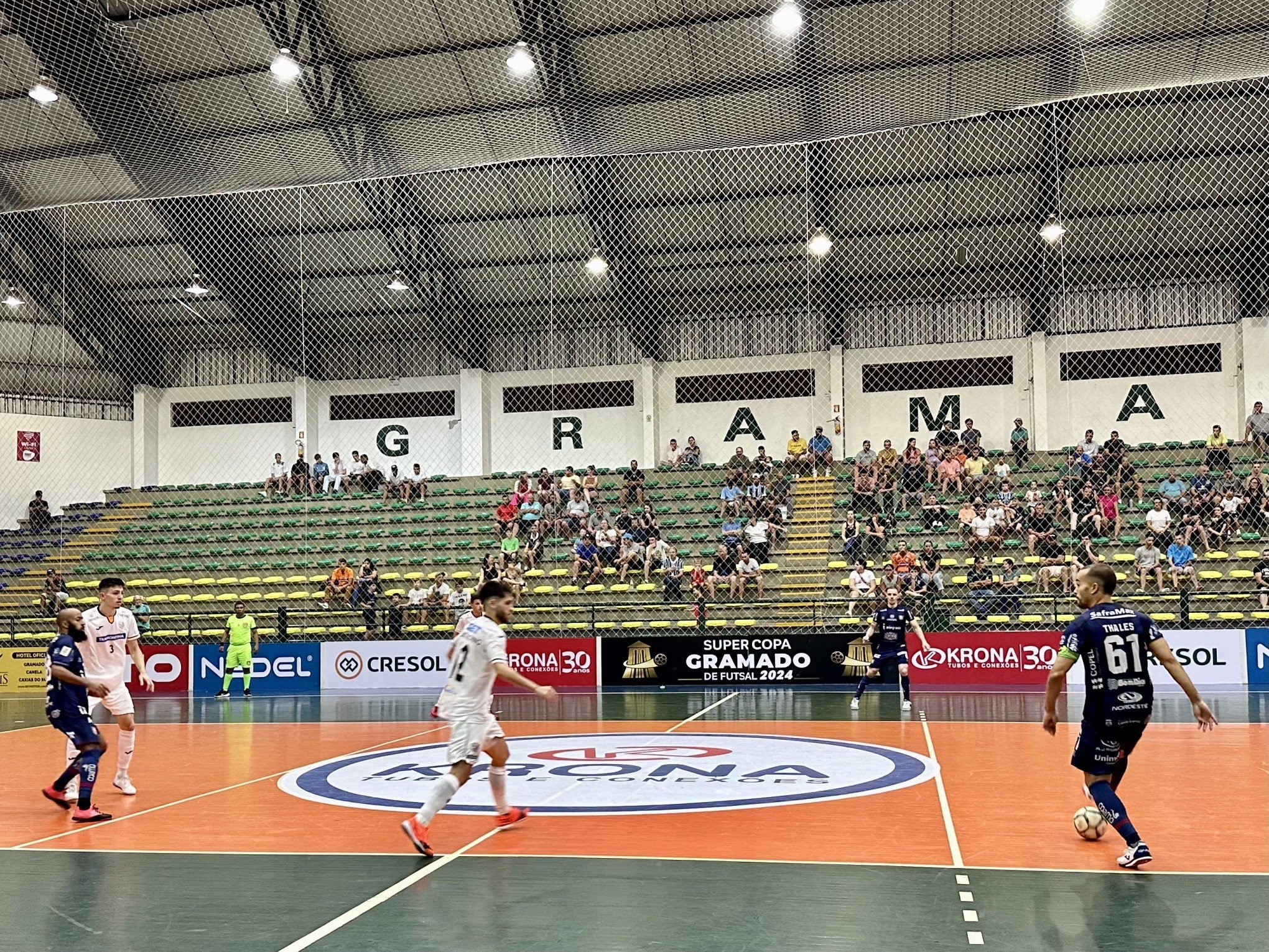 Oito equipes da elite do futsal brasileiro vão disputar o título da Super Copa Gramado