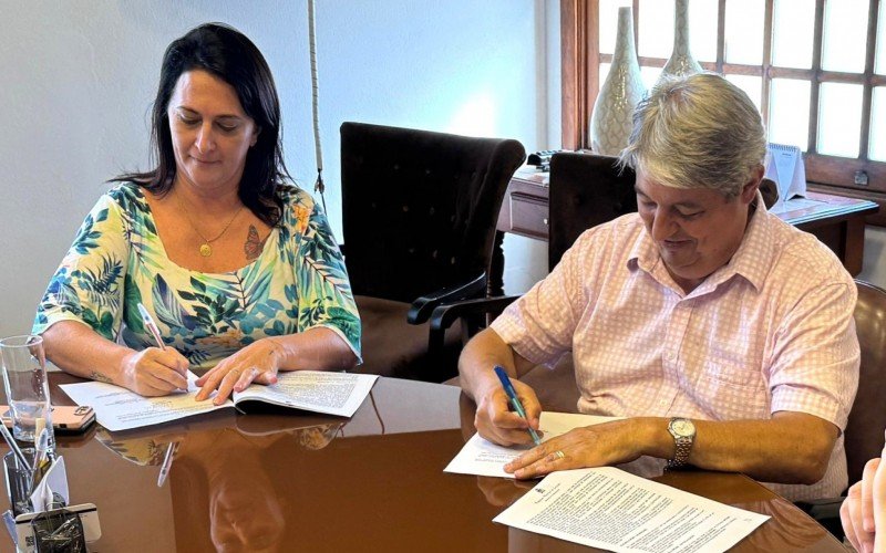 Assinado contrato para ampliação da Emef Vicente Casagrande 