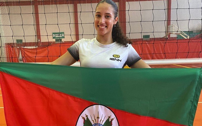 Laura Schmidt Silva defenderá o RS no Brasileirão de vôlei | abc+