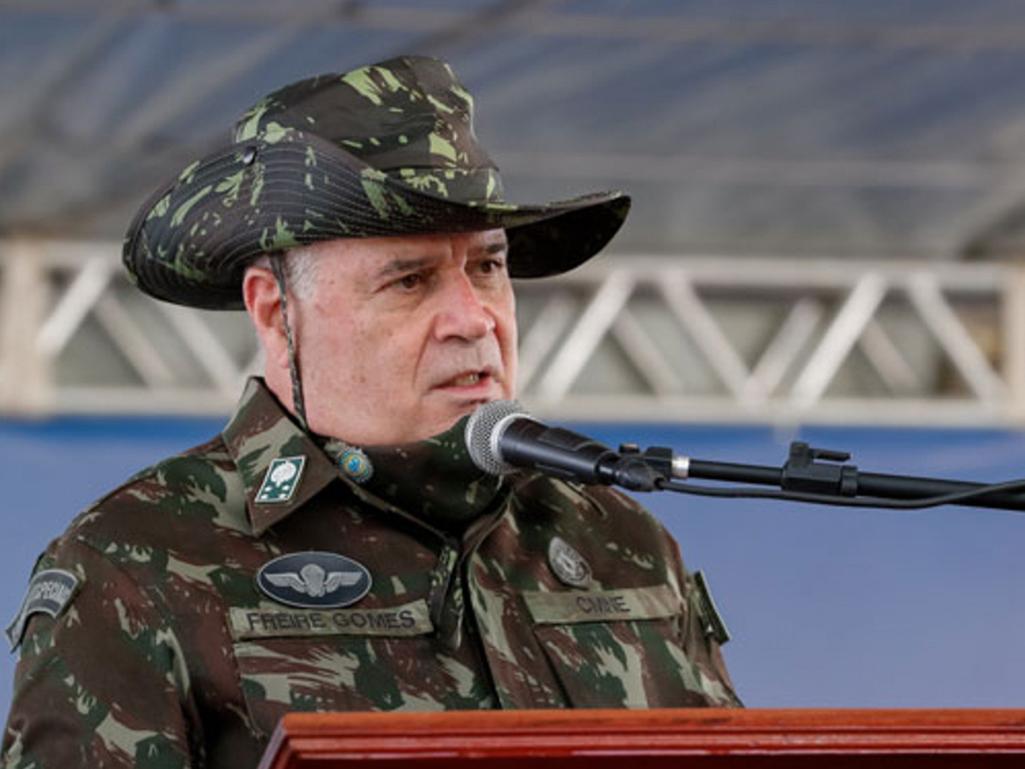 Ex-comandante do Exército diz que Bolsonaro apresentou minuta de golpe
