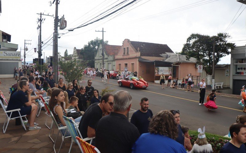 Desfile de Páscoa encanta o público em Ivoti | abc+