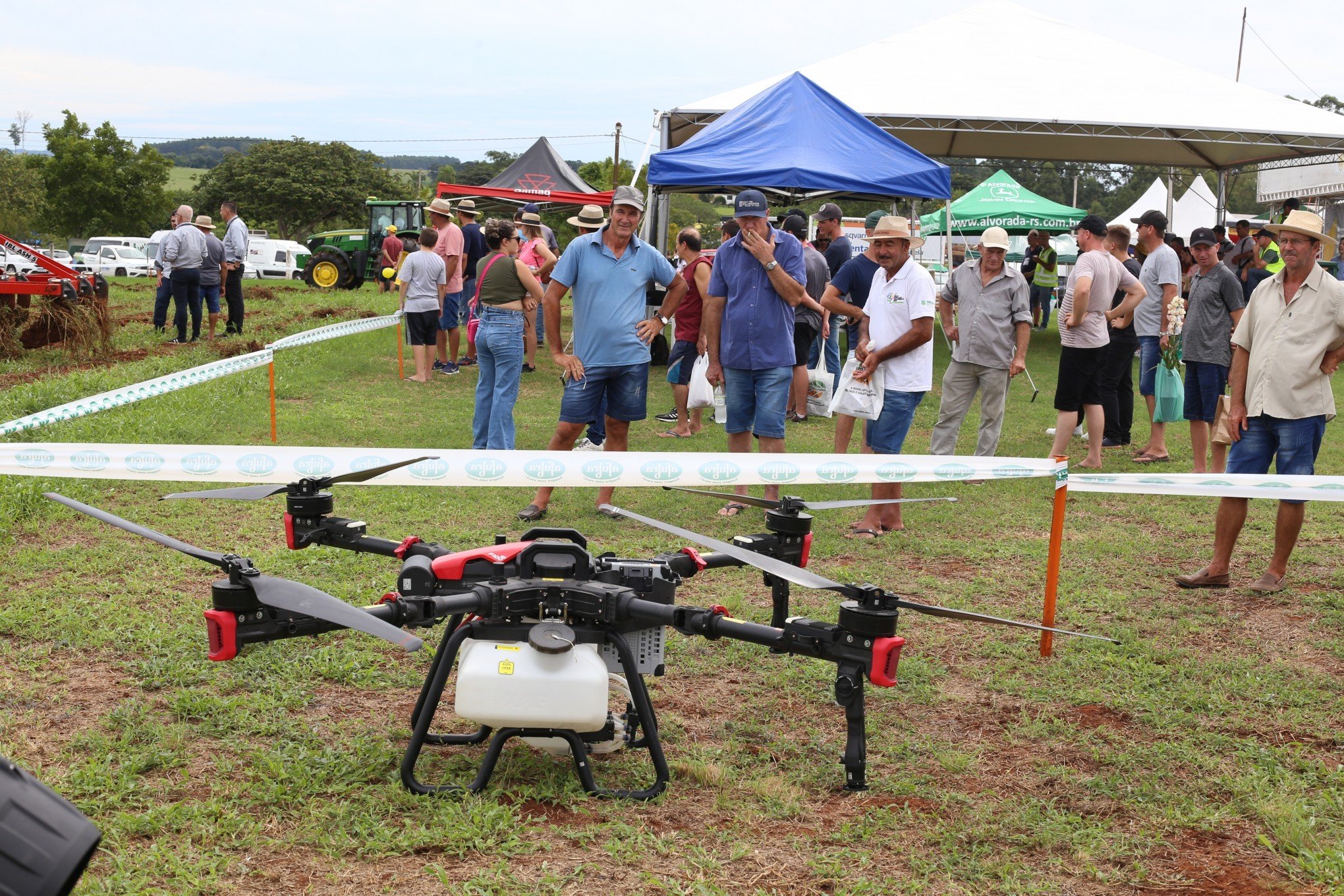 EXPOAGRO AFUBRA: Test drive de drones chama atenção em dinâmica de máquinas de feira no RS