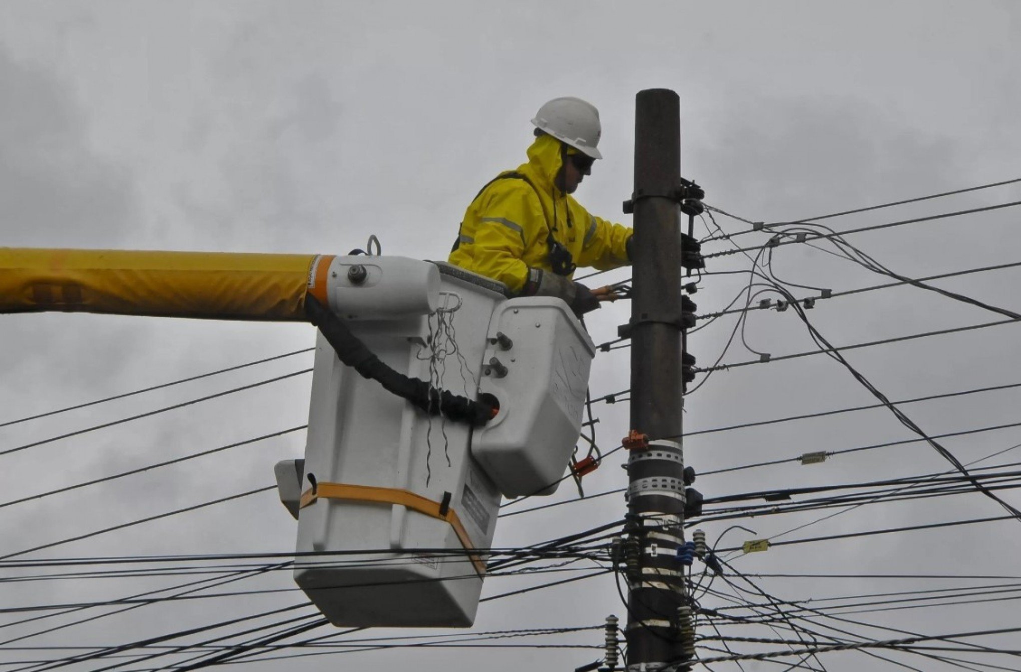 TEMPESTADE: 23 mil clientes da CEEE Equatorial seguem sem energia elétrica