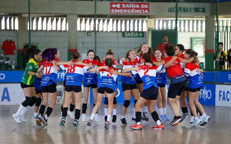 Equipe mirim da AECB disputará a semifinal do Brasileiro neste sábado | abc+